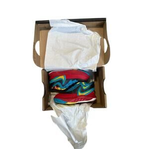 NIKE KYRIE 8 SUPERMAN 3C